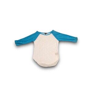 Hype Juniors Raglan Style T-Shirt - Large